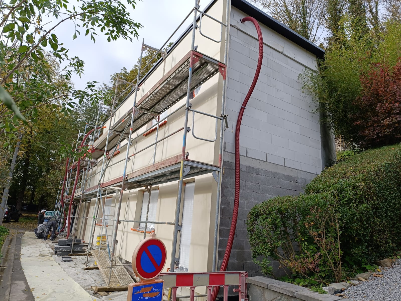 Rénovation de façades en Belgique par Façade+